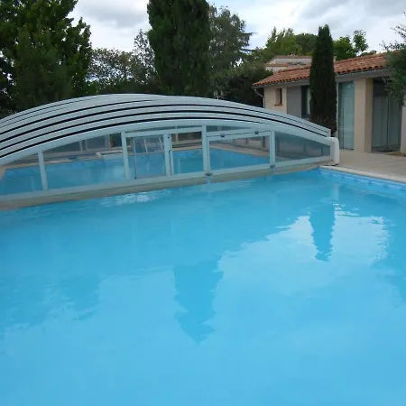 ベッド・アンド・ブレックファスト Avec Piscine - La Vialatte