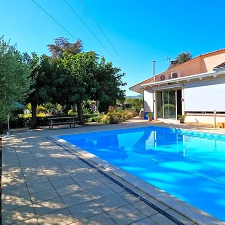 Avec Piscine - La Vialatte 3* Gaillac